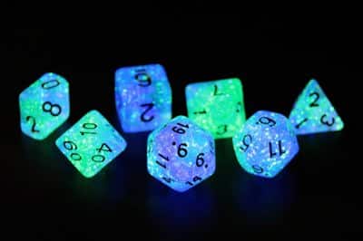 Peacock Glowworm - Dice Set - 8 Stuks